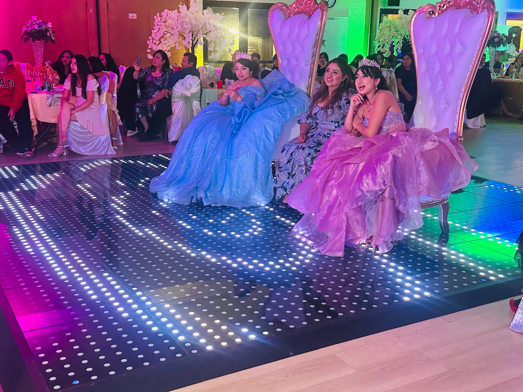 Pista LED 20 × 20 ft - foto 1